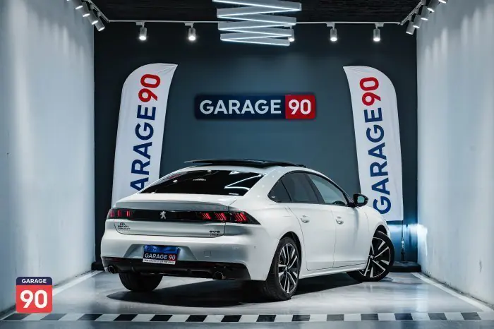 Peugeot 5008 2022 - صورة 6