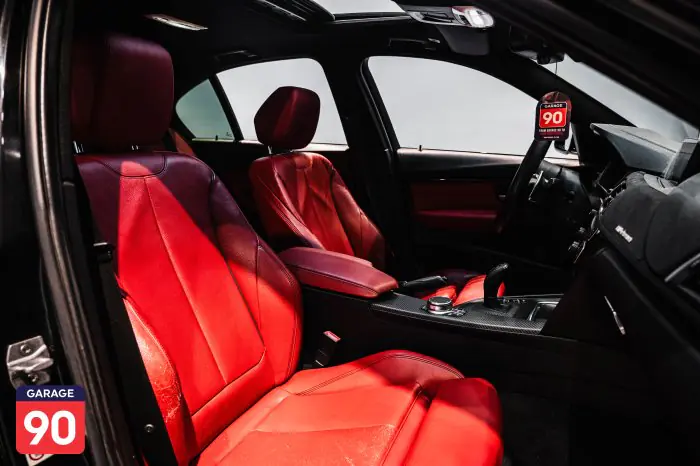 bmw 320i 2018 - صورة 18