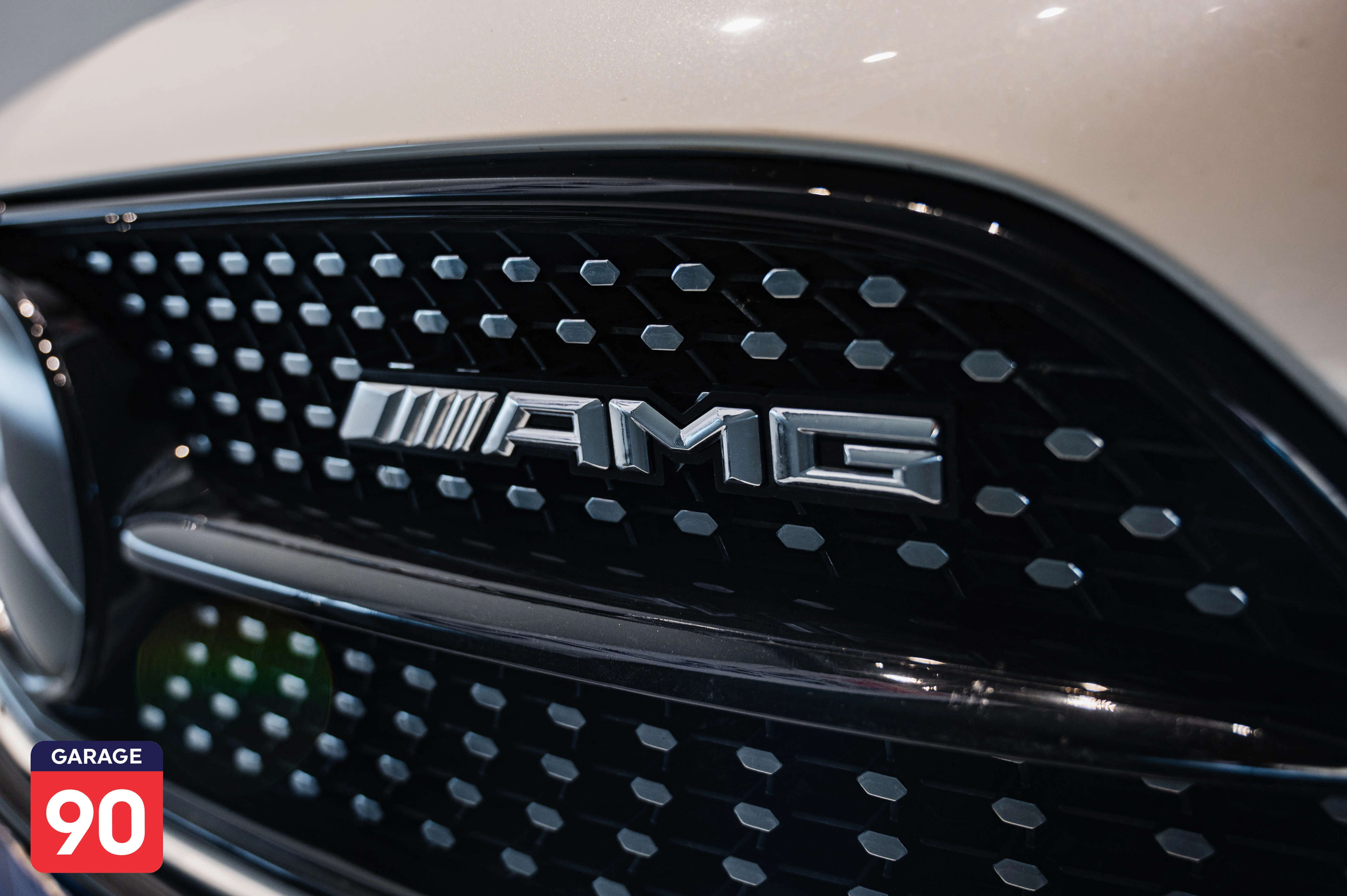 Mercedes-Benz E200 2022 - صورة 18