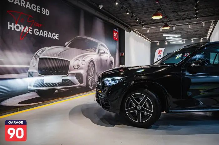 Mercedes-Benz GLC300 2023 - صورة 7