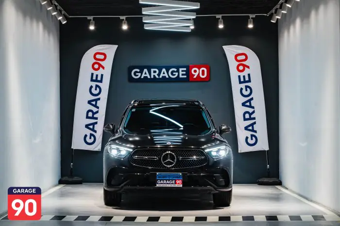 Mercedes-Benz GLC300 2023