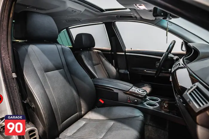 bmw 740 2009 - صورة 16