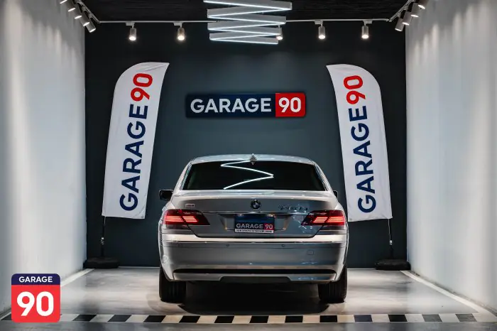 bmw 740 2009 - صورة 6