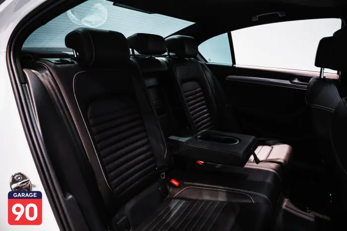 Volkswagen Passat 2021 - صورة 12