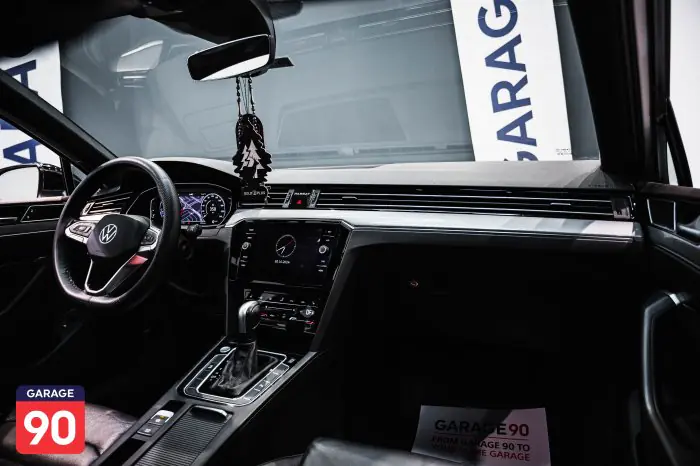 Volkswagen Passat 2021 - صورة 16