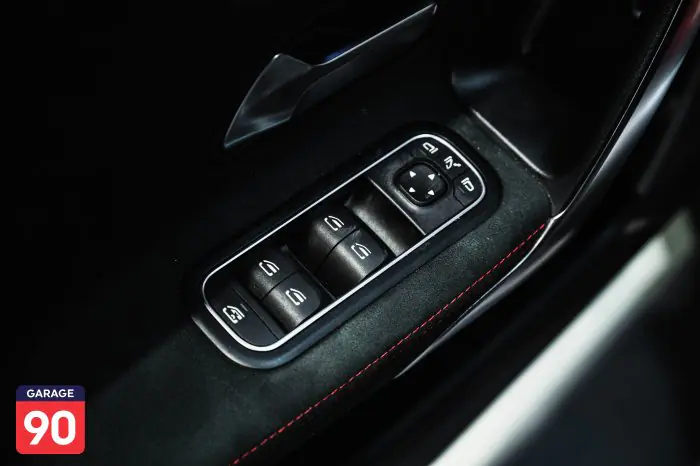 Mercedes-Benz A200 2021 - صورة 17