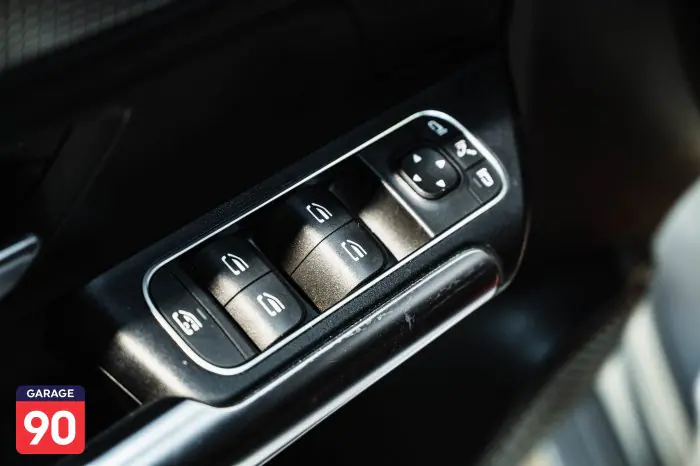 Mercedes-Benz B180 2020 - صورة 13
