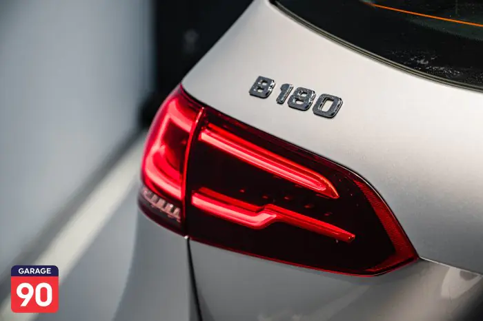 Mercedes-Benz B180 2020 - صورة 9