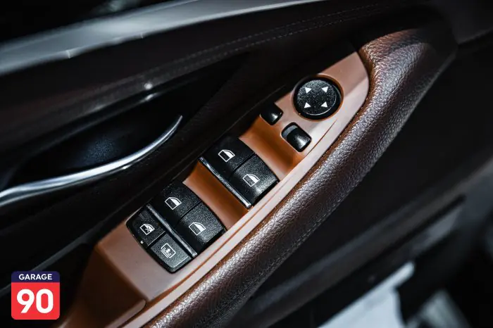 bmw 528i 2017 - صورة 16