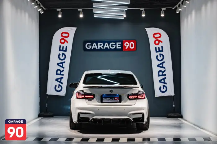 bmw 318i 2017 - صورة 4