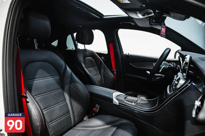 Mercedes-Benz GLC300 2023 - صورة 12