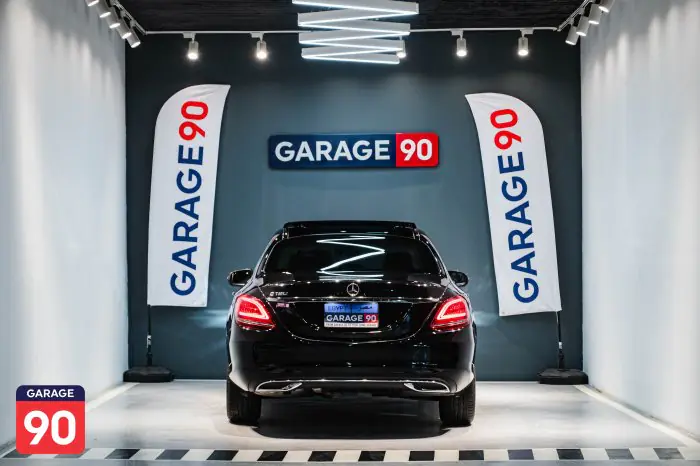 Mercedes-Benz C180 2019 - صورة 4