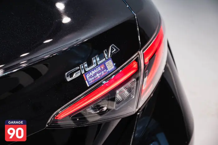 Alfa Romeo Giulia 2024 - صورة 8