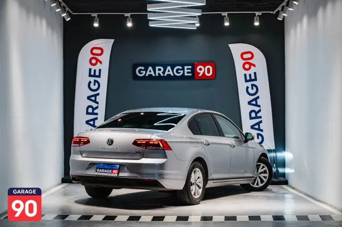 Volkswagen Passat 2022 - صورة 5