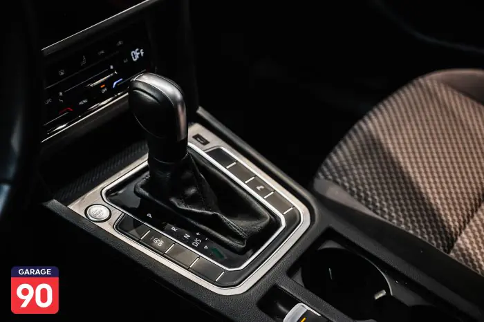 Volkswagen Passat 2022 - صورة 15