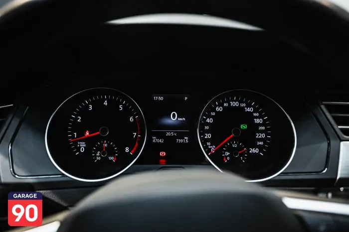 Volkswagen Passat 2022 - صورة 11