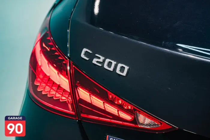 Mercedes-Benz C200 2022 - صورة 10