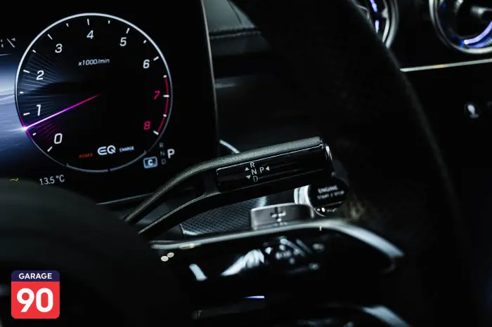 Mercedes-Benz C200 2022 - صورة 15