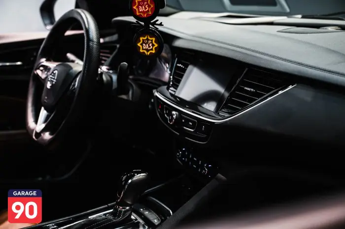 Opel Insignia 2020 - صورة 18
