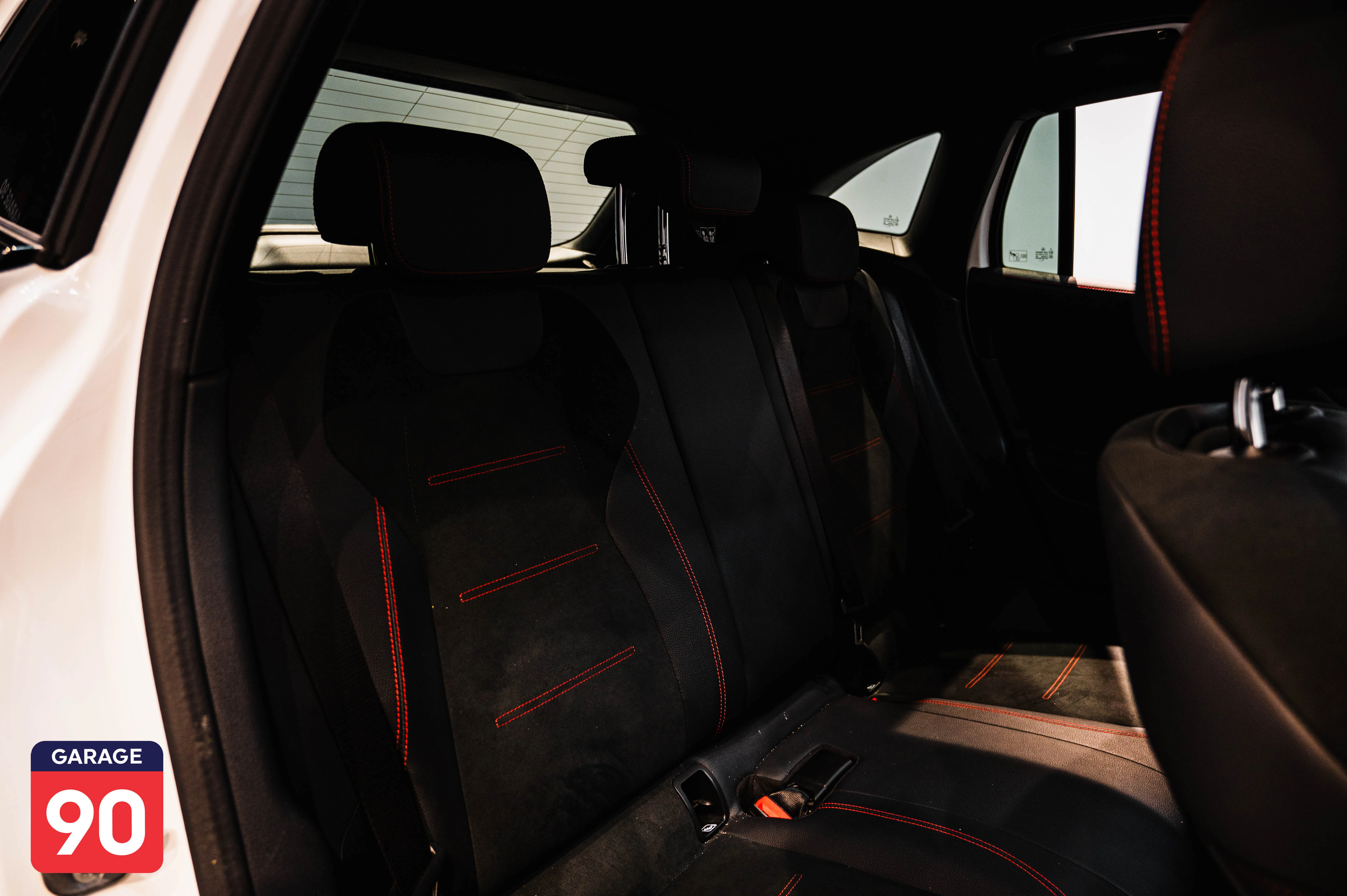 Mercedes-Benz GLA200 2024 - صورة 17