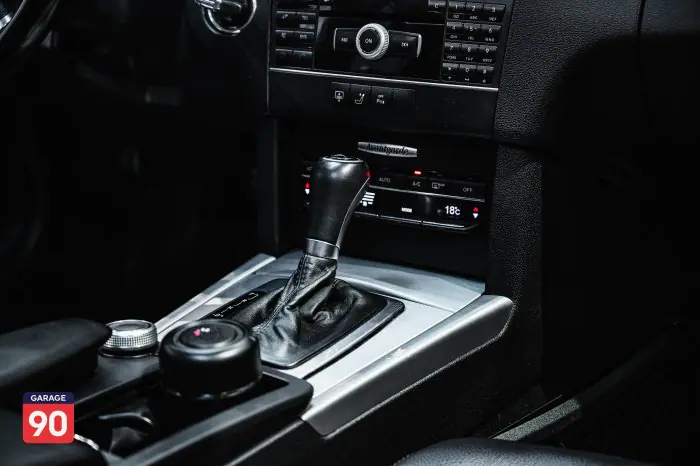 Mercedes-Benz E250 2011 - صورة 12