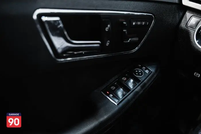 Mercedes-Benz E250 2011 - صورة 14