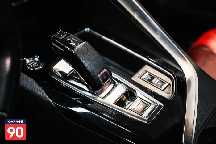 Peugeot 5008 2021 - صورة 16