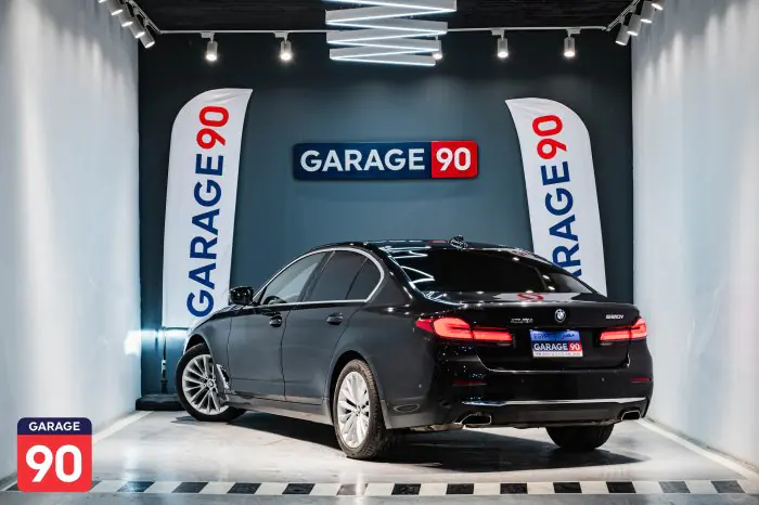 bmw 520i 2023 - صورة 5