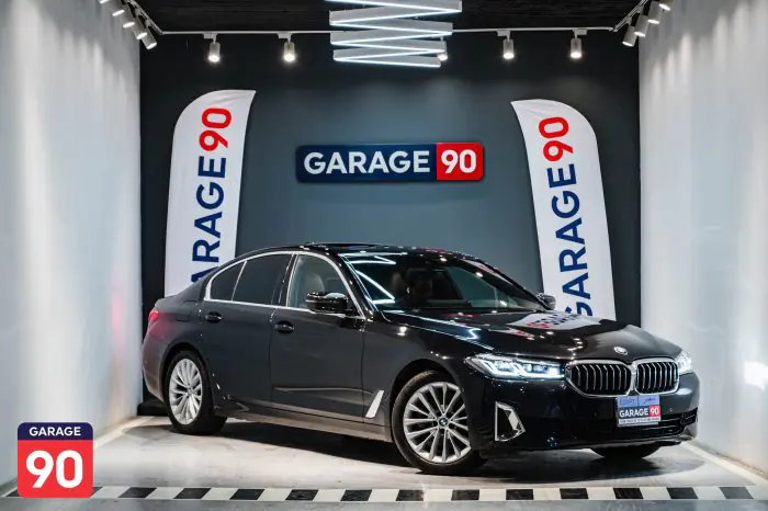 bmw 520i 2023 - صورة 2