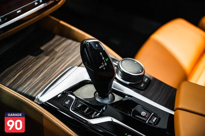 bmw 520i 2023 - صورة 14