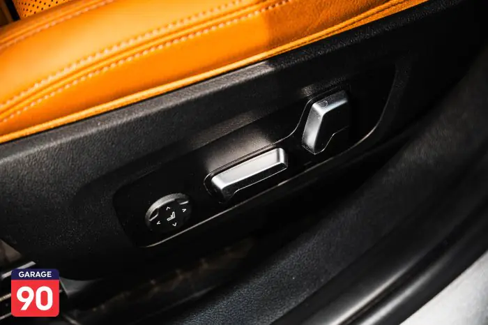 bmw 320i 2024 - صورة 11