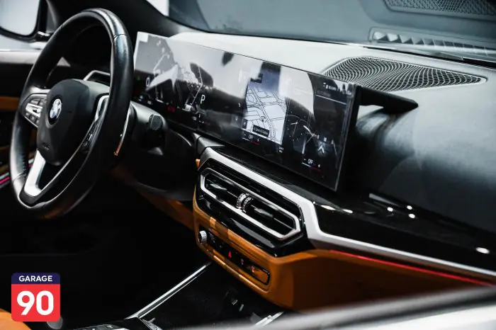 bmw 320i 2024 - صورة 15