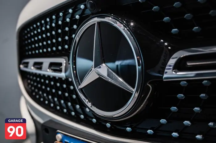 Mercedes-Benz GLA200 2024 - صورة 11
