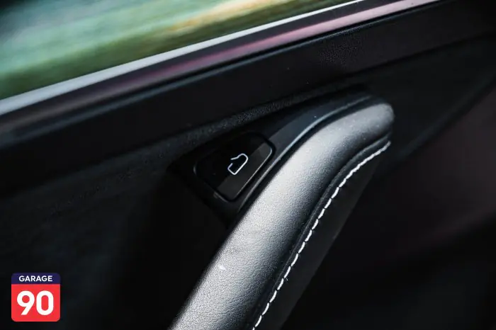 Tesla Model 3 2022 - صورة 14