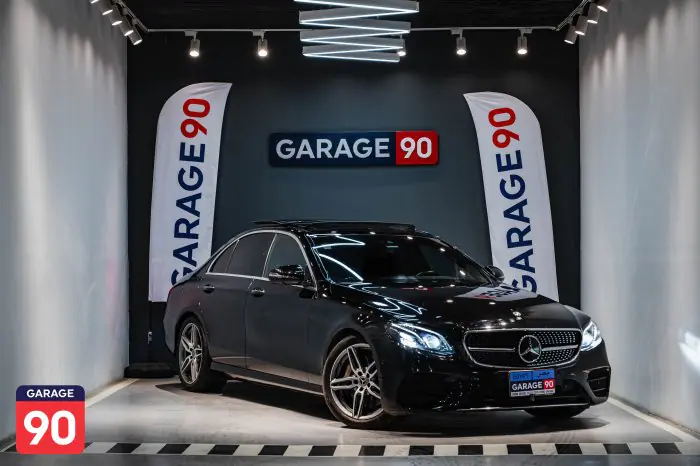 Mercedes-Benz E300 2020 - صورة 3