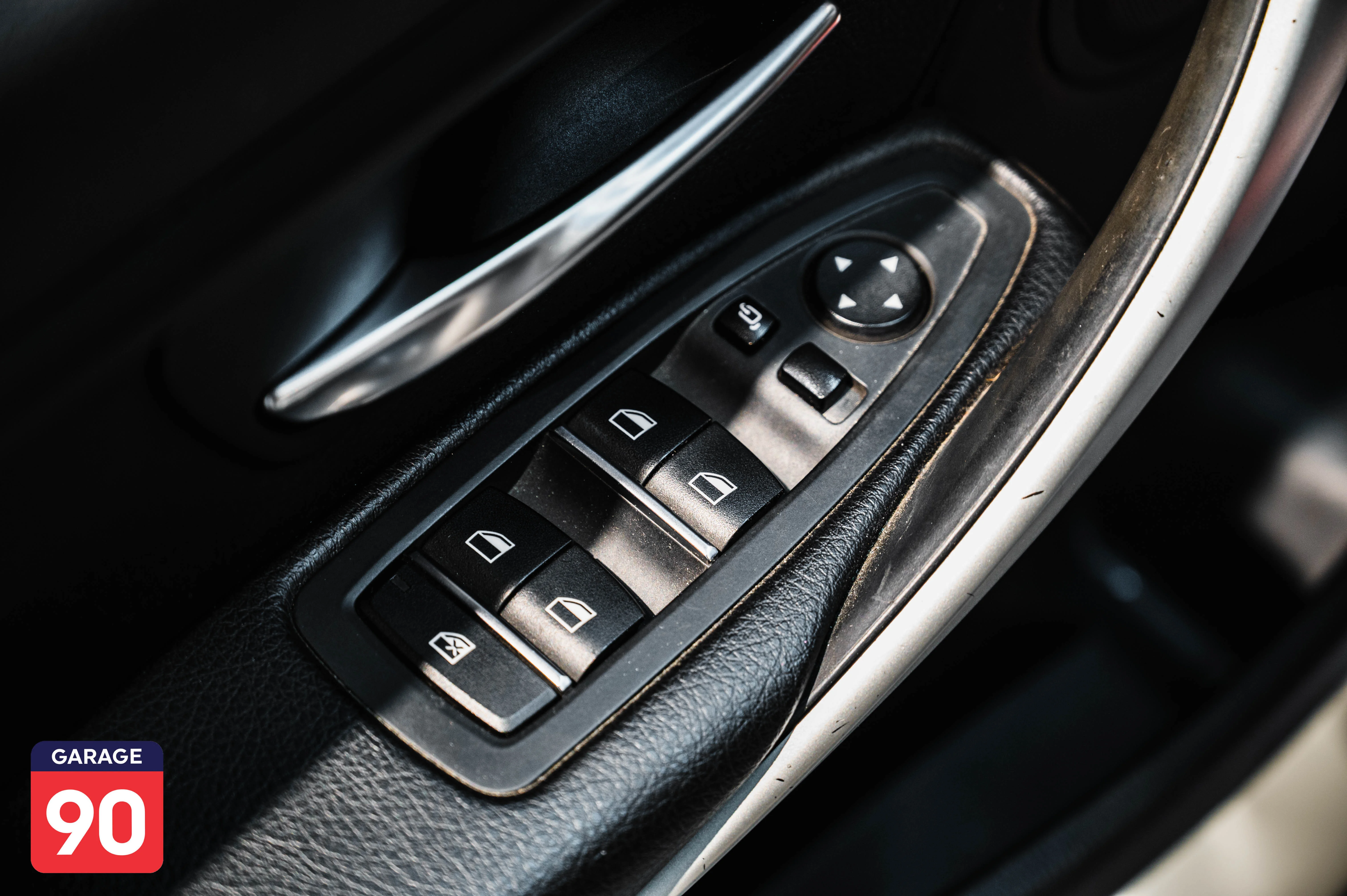 bmw 318i 2019 - صورة 13