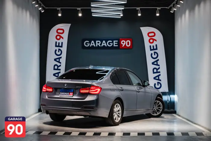 bmw 318i 2019 - صورة 6