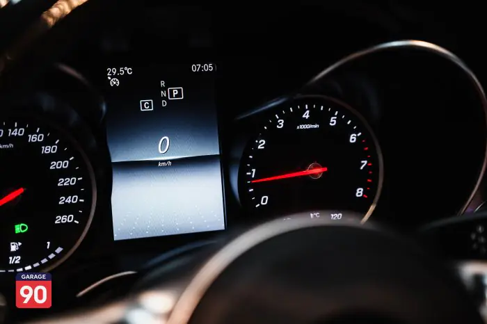 Mercedes-Benz C180 2019 - صورة 16
