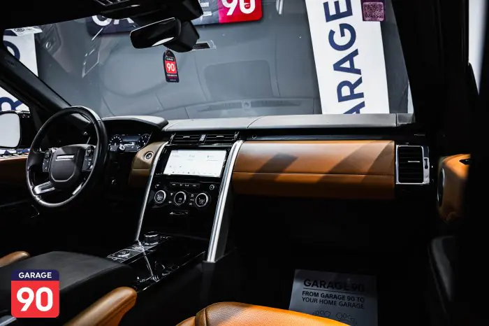 Land Rover Discovery 2020 - صورة 12