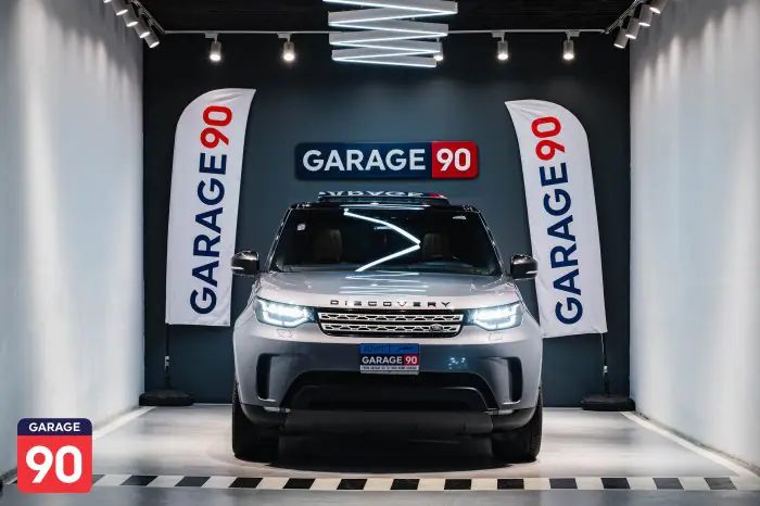 Land Rover Discovery 2020