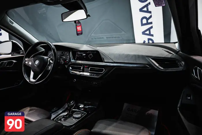 bmw 118i 2021 - صورة 12