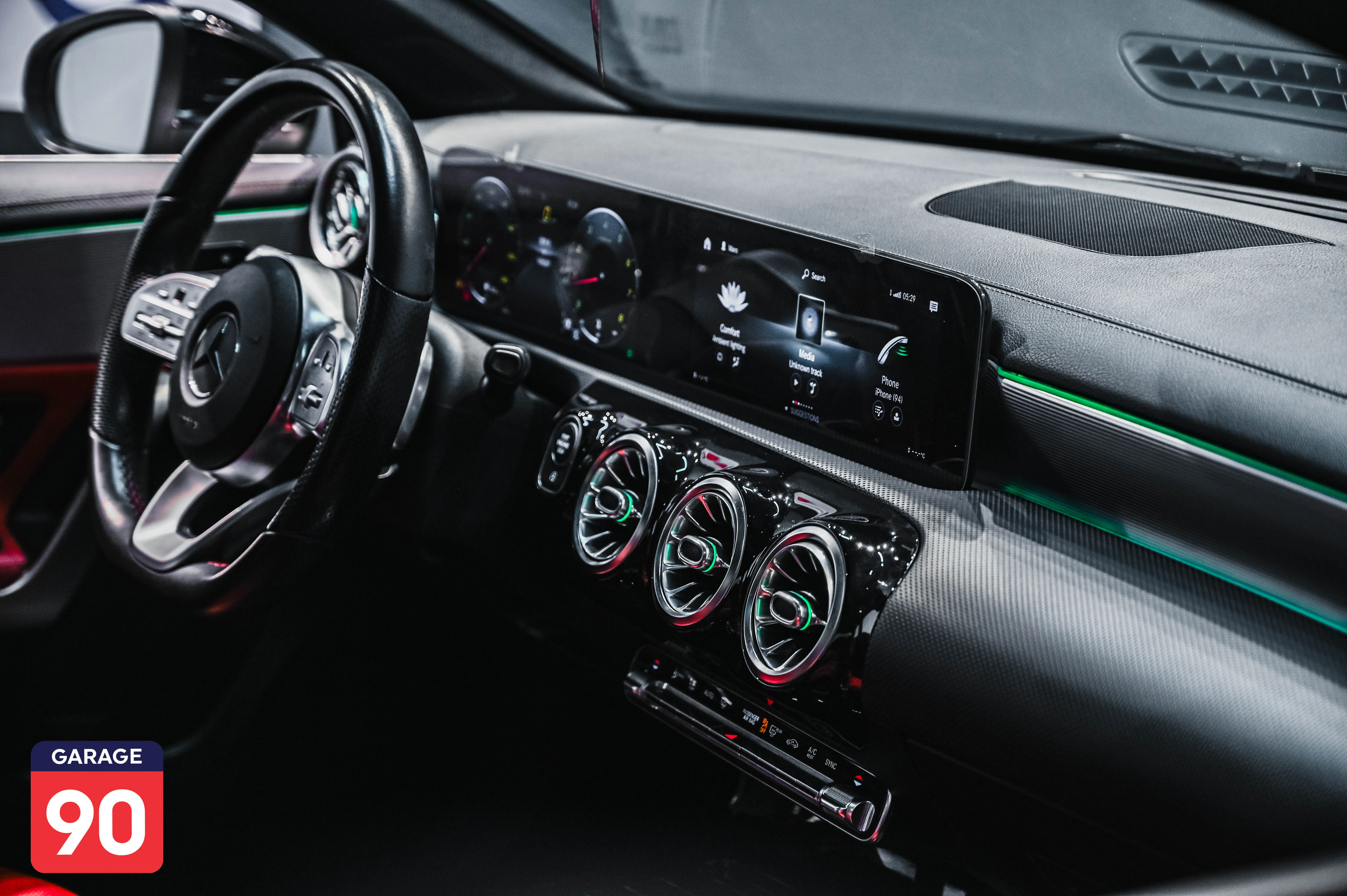 Mercedes-Benz A200 2020 - صورة 14