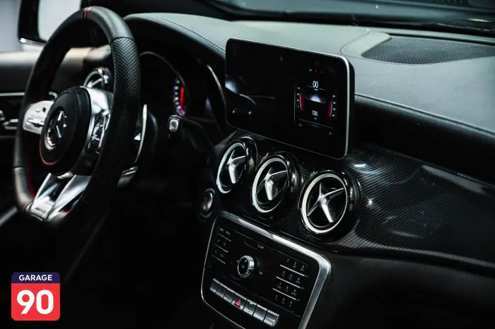 Mercedes-Benz GLA200 2020 - صورة 16