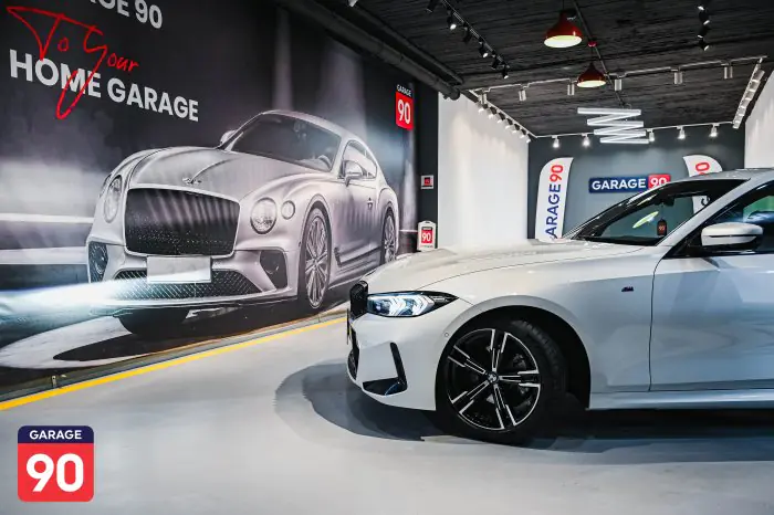bmw 320i 2023 - صورة 7