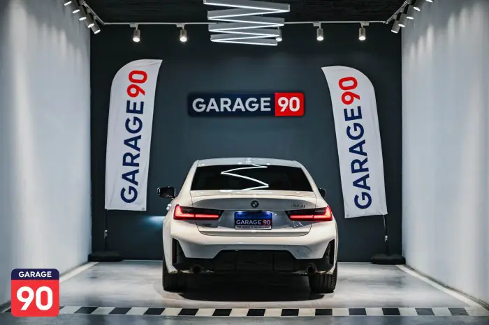 bmw 320i 2023 - صورة 4