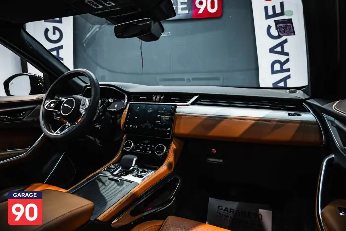 Jaguar F-PACE 2023 - صورة 15