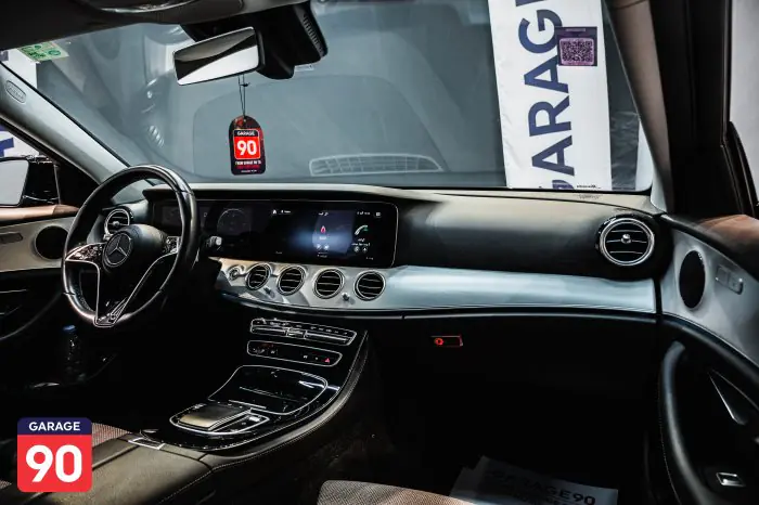 Mercedes-Benz E200 2021 - صورة 11