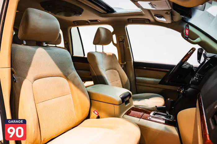 Toyota Land Cruiser 2015 - صورة 18