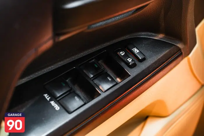 Toyota Land Cruiser 2015 - صورة 15
