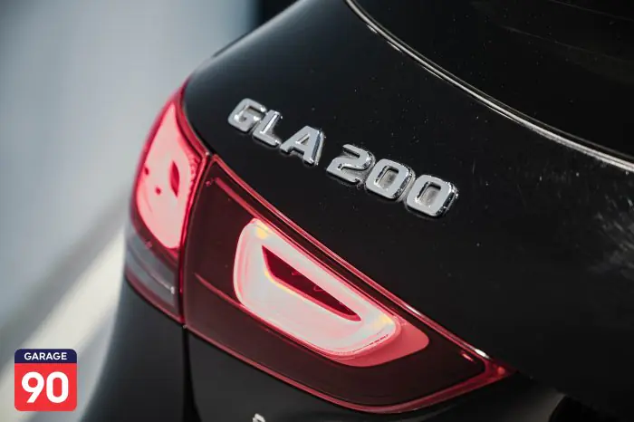 Mercedes-Benz GLA200 2023 - صورة 9